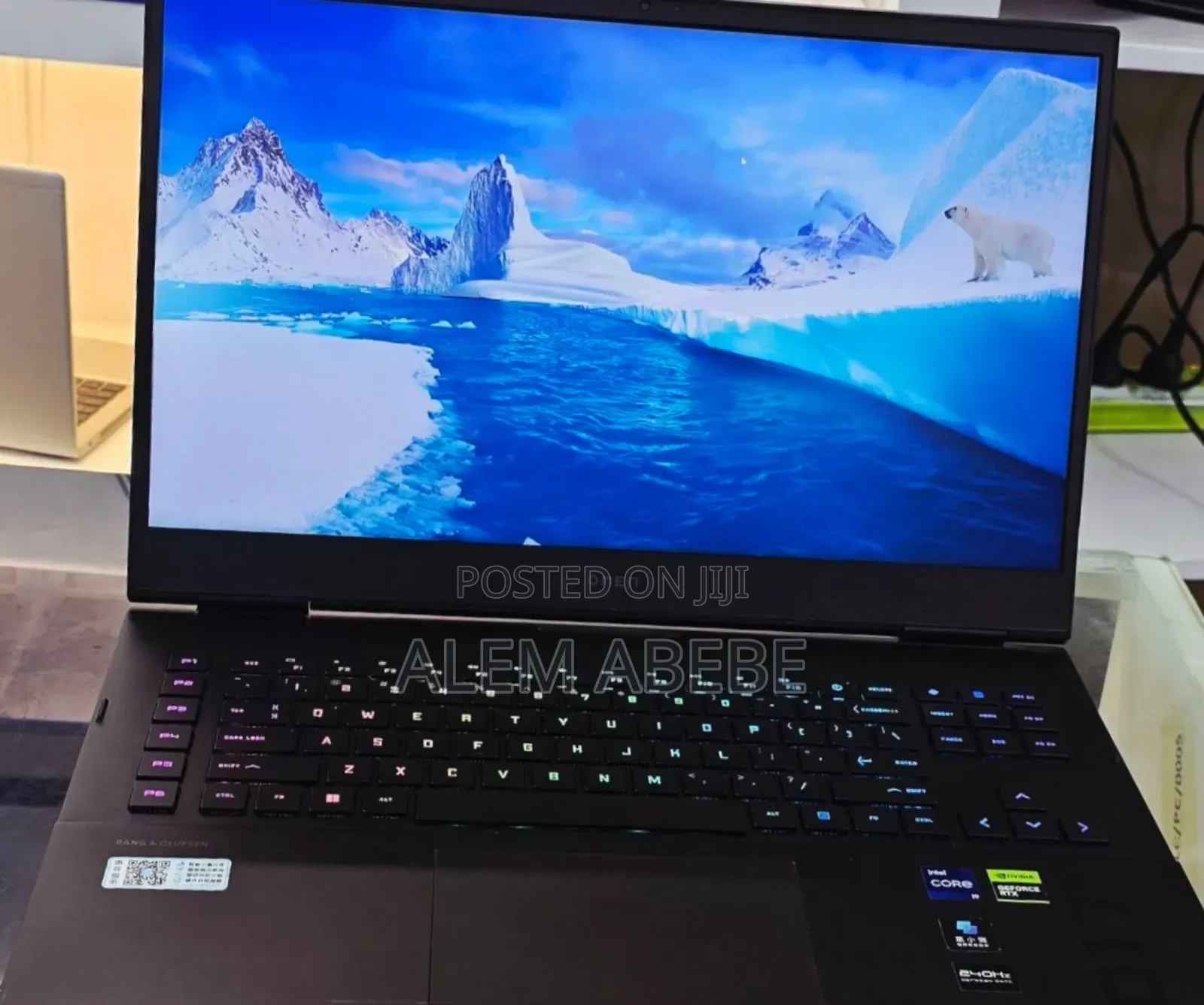 New Laptop HP Omen 17 16GB Intel Core I9 SSD 1T