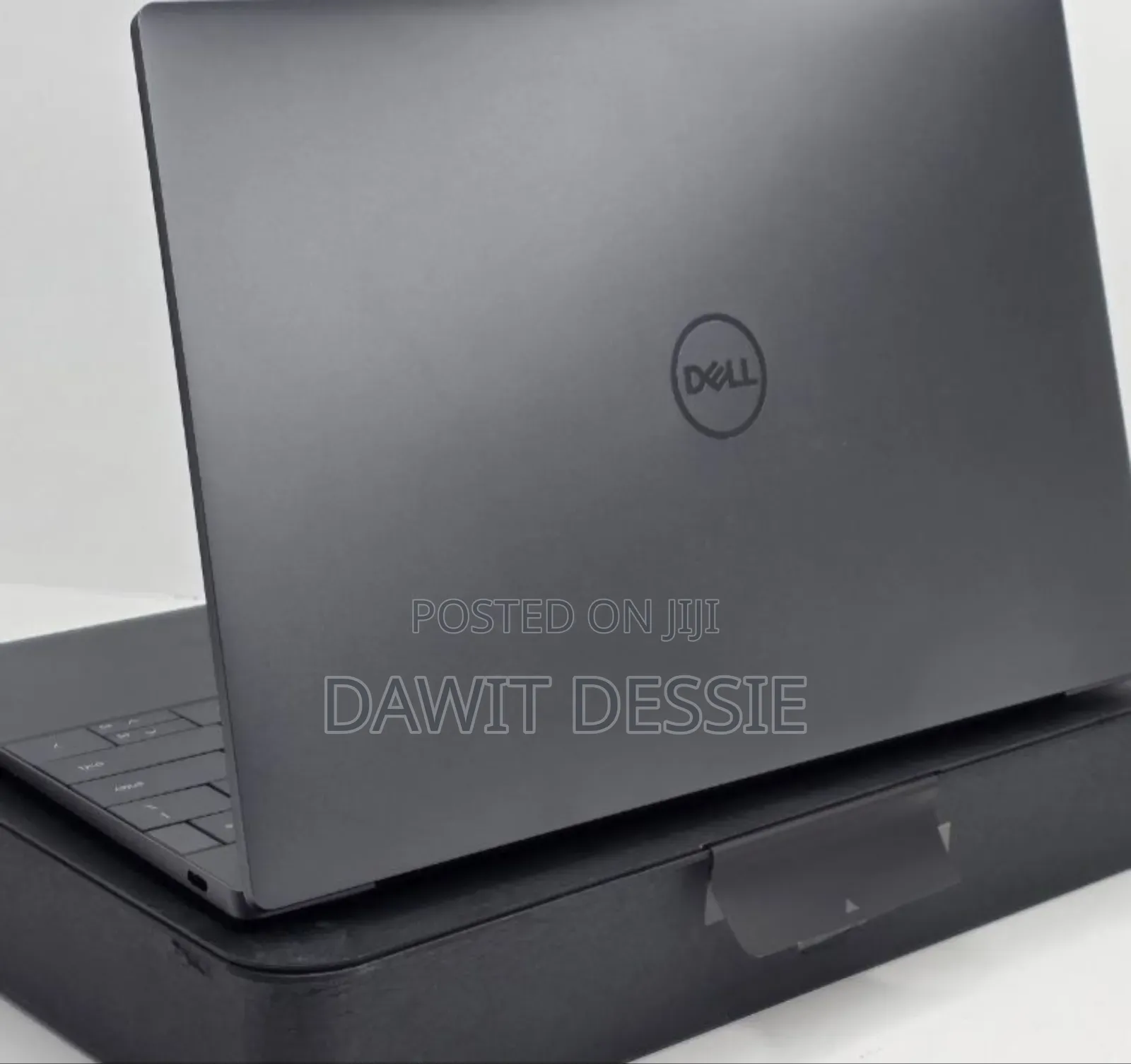 New Laptop Dell 16GB AMD Ryzen 7 SSD 512GB