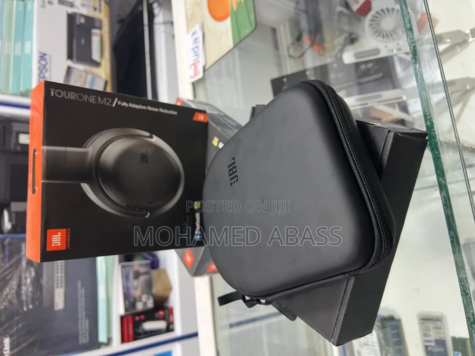 JBL Tourone M2