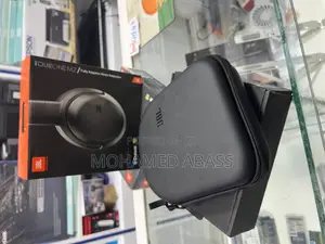 JBL Tourone M2