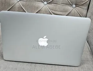 New Laptop Apple MacBook Pro 2015 8GB Intel Core I5 SSD 128GB