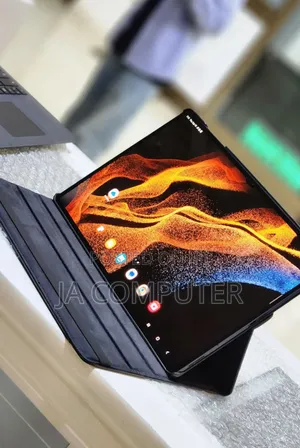 Photo - New Samsung Galaxy Tab S8 Ultra 256 GB Black