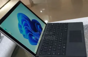 New Laptop Microsoft Surface 16GB Intel Core I7 SSD 512GB