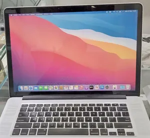 New Laptop Apple MacBook Pro 2015 16GB Intel Core I7 SSD 256GB