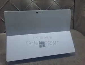 New Laptop Microsoft Surface Pro 5 16GB Intel Core I7 SSD 512GB