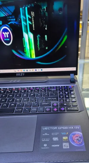 New Laptop MSI Vector 16 HX AI A2XWIG 16GB Intel Core I9 SSD 1T