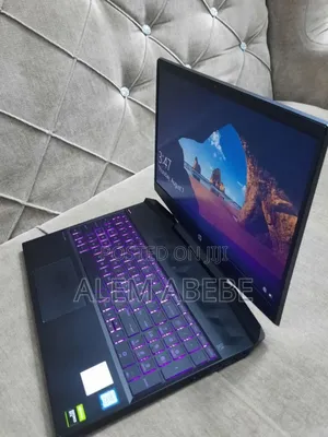 New Laptop HP Pavilion 15 8GB Intel Core I5 SSD 256GB