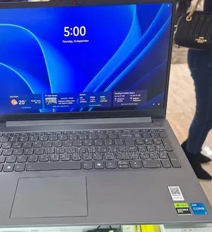 New Laptop Lenovo LOQ 15ARP9 16GB Intel Core I5 SSD 512GB