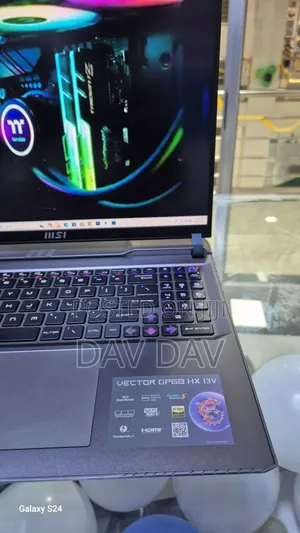 New Laptop MSI Vector GP68 HX 13V 16GB Intel Core I9 SSD 1T