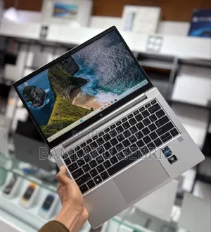 New Laptop HP EliteBook 640 G9 16GB Intel Core I5 SSD 512GB