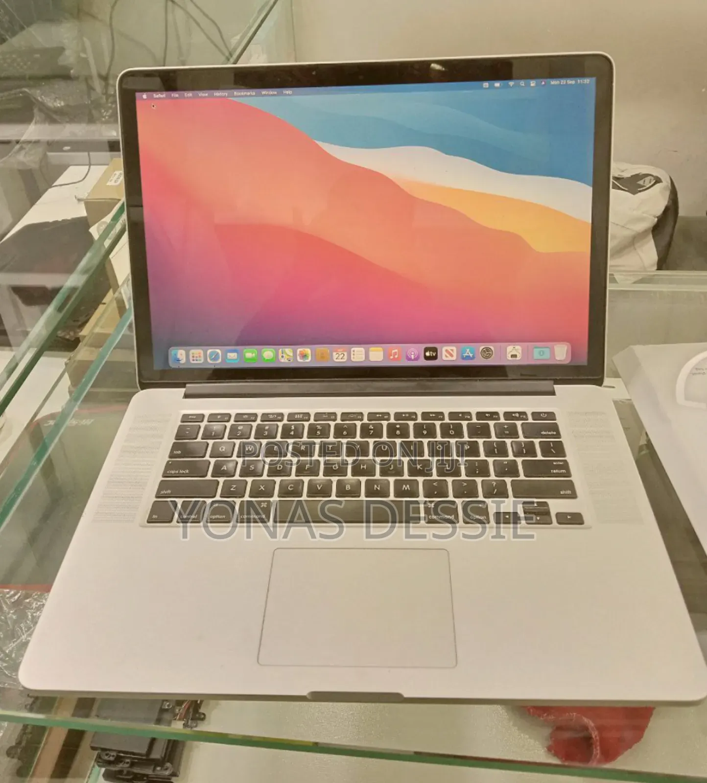 Laptop Apple MacBook Pro 2015 16GB Intel Core I7 SSD 256GB