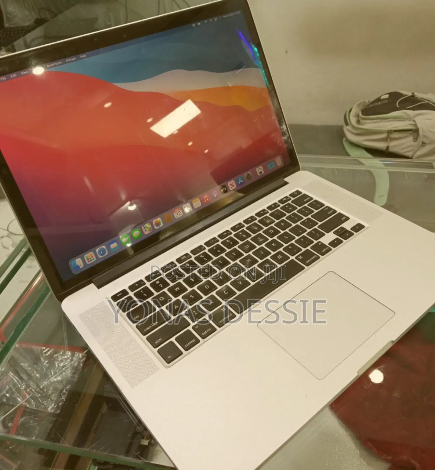 Laptop Apple MacBook Pro 2015 16GB Intel Core I7 SSD 256GB