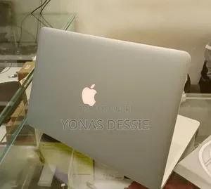 Laptop Apple MacBook Pro 2015 16GB Intel Core I7 SSD 256GB