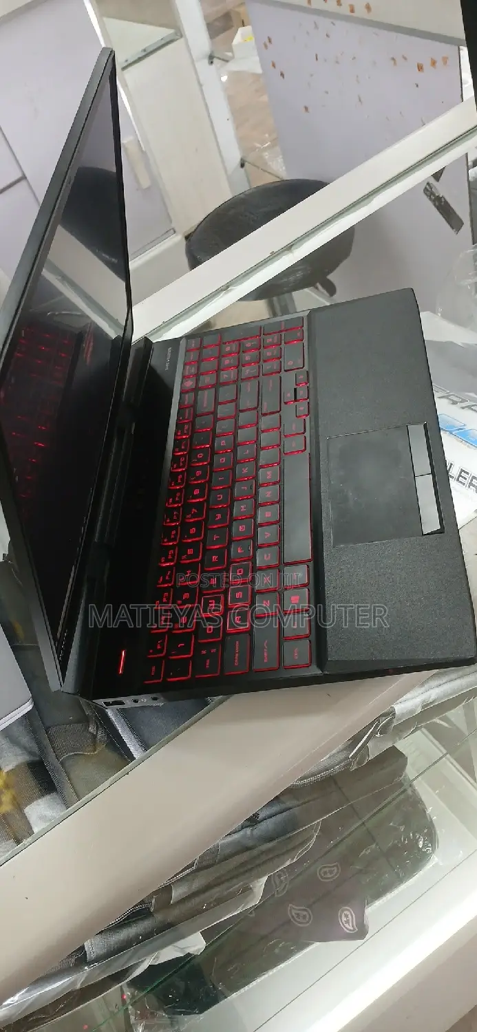 New Laptop HP Omen 15 16GB Intel Core I7 SSD 512GB