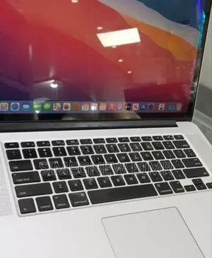 New Laptop Apple MacBook 2015 16GB Intel Core I7 SSD 256GB