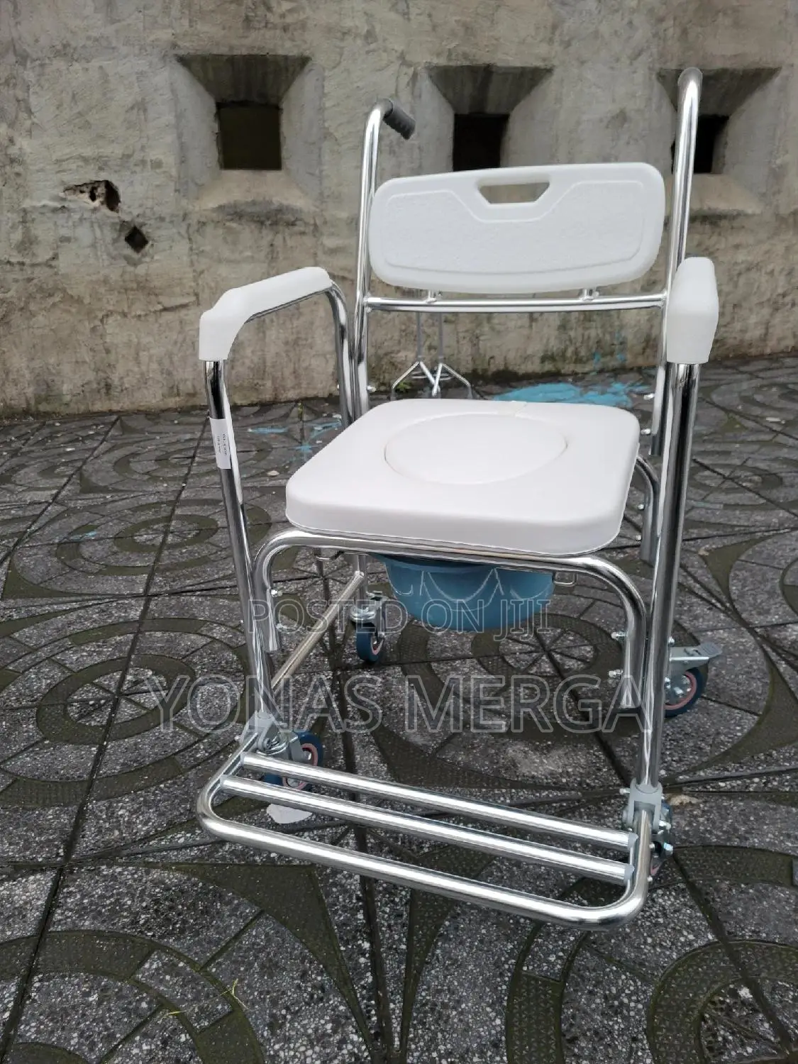 Pot Chair页፰waterproof Toilet Chair,With Padded Seat for Elder