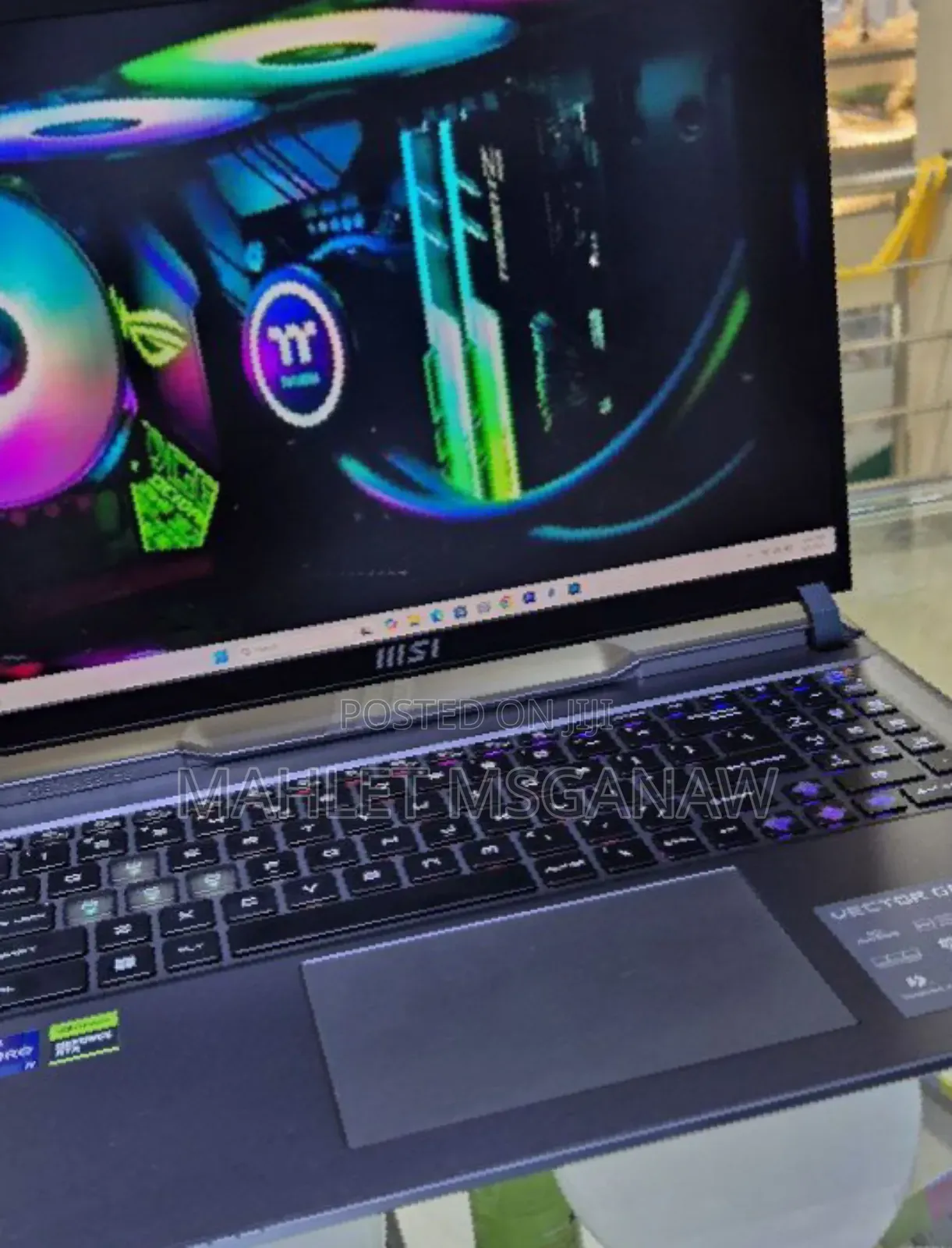 New Laptop MSI Vector GP68 HX 13V 16GB Intel Core I9 SSD 1T