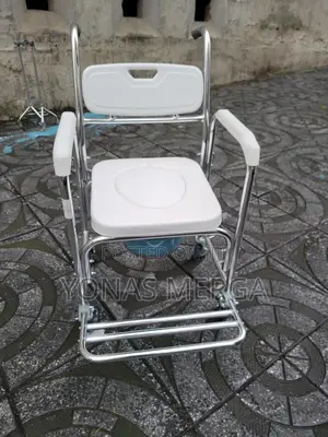 Photo - Toilet Chair糶~Wheelchair - 3-in-1 Design∞埶for Bathroom, Bedroom