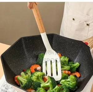 Photo - Non Stick Pan
