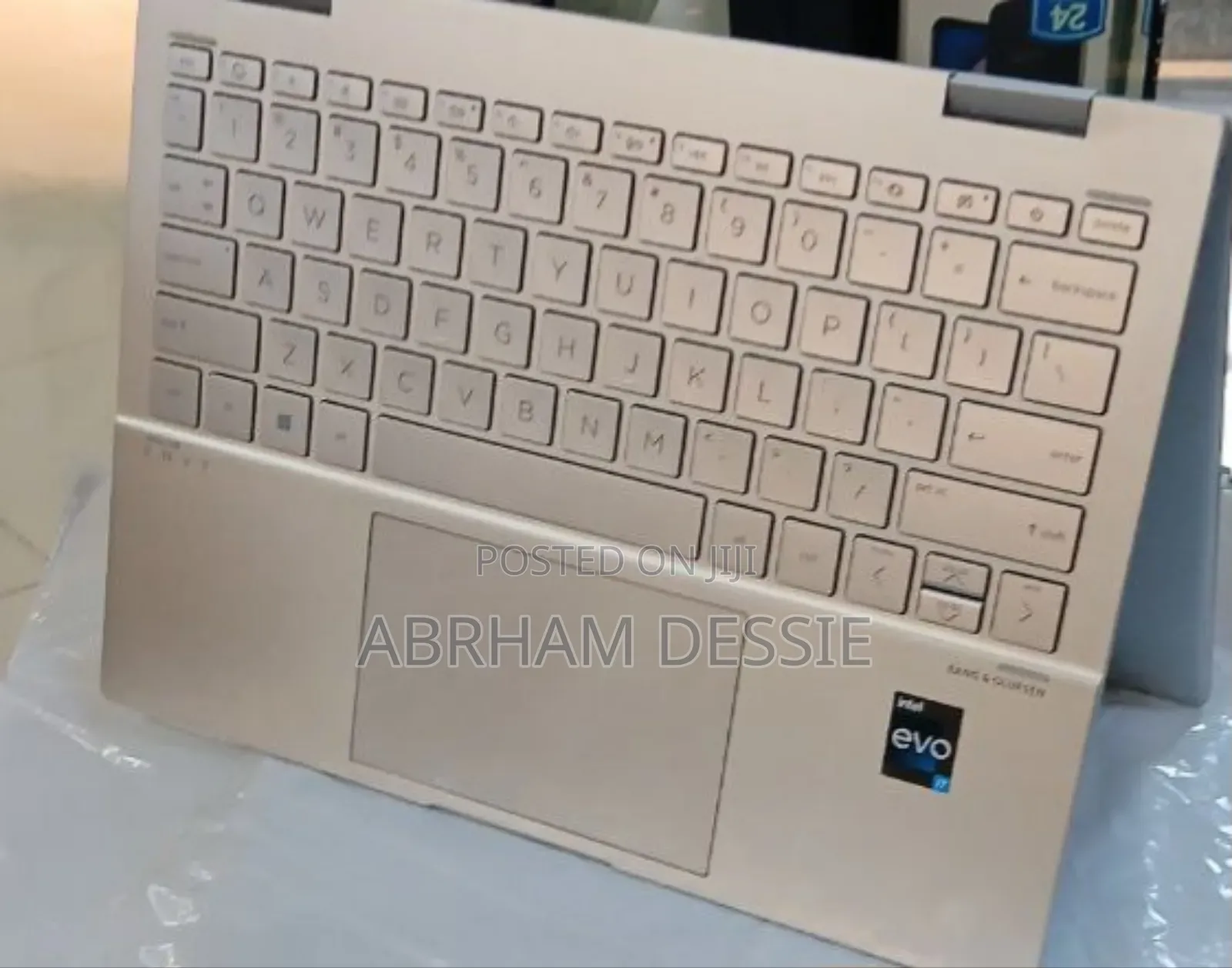 New Laptop HP Envy X360 8GB Intel Core I7 SSD 512GB