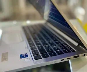 New Laptop HP EliteBook 840 G8 16GB Intel Core I7 SSD 512GB