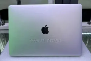 New Laptop Apple MacBook Pro 2017 16GB Intel Core I7 SSD 1T