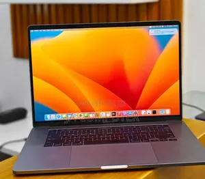 New Laptop Apple MacBook Pro 2019 16GB Intel Core I7 SSD 512GB