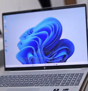 Photo - New Laptop HP Pavilion 15 16GB Intel Core I7 SSD 1T