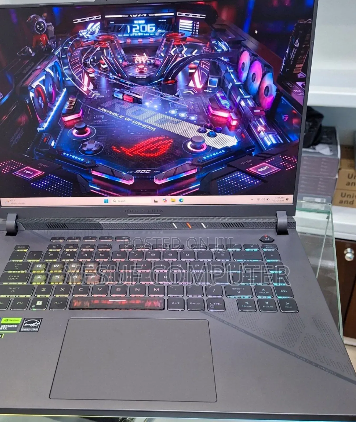 New Laptop Asus ROG Strix G15 32GB Intel Core I9 SSD 1T