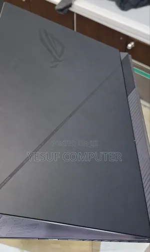 New Laptop Asus ROG Strix G15 32GB Intel Core I9 SSD 1T