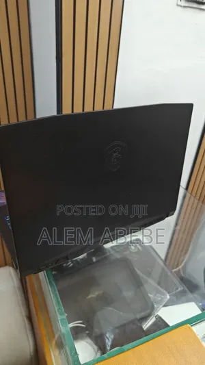 New Laptop MSI Katana 15 16GB Intel Core I7 SSD 1T