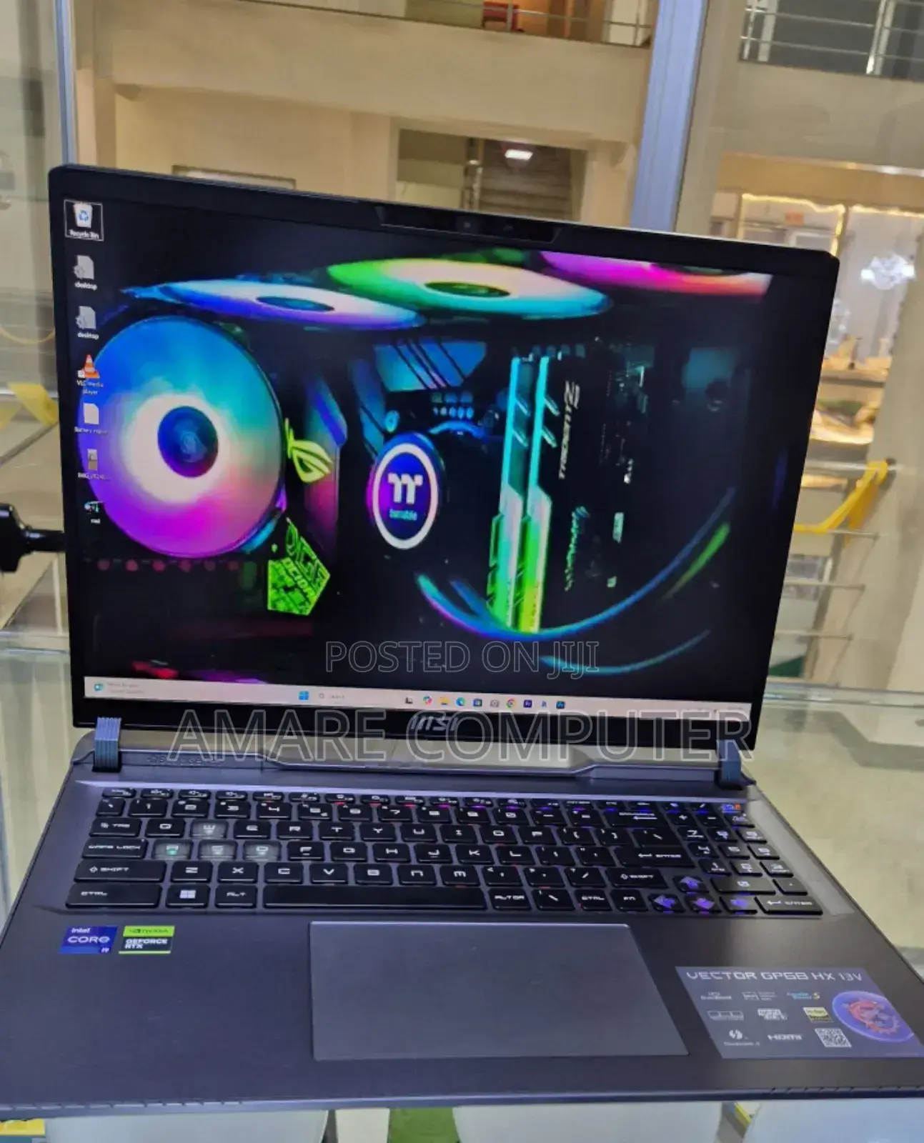 New Laptop MSI Vector GP68 HX 13V 16GB Intel Core I9 SSD 1T