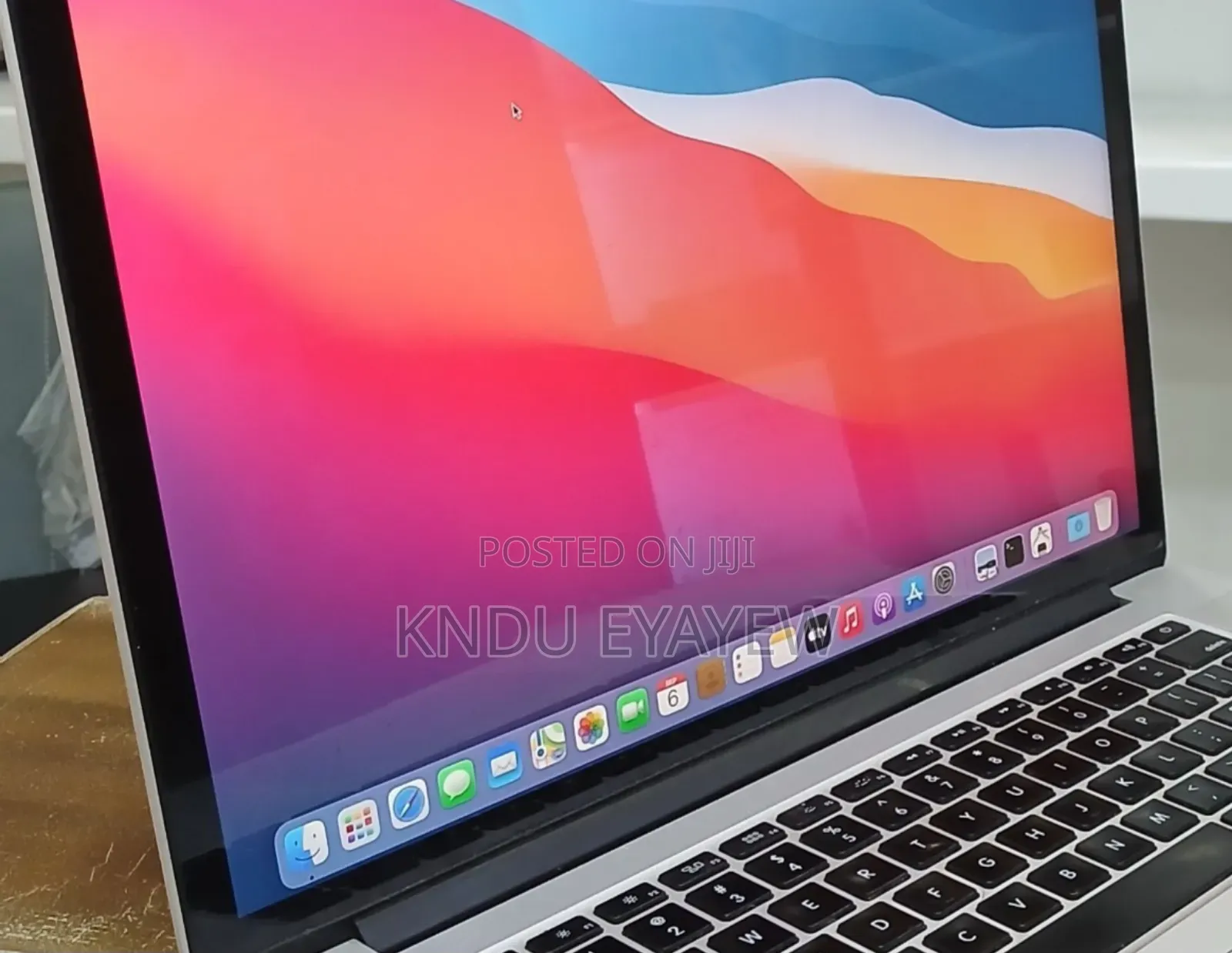New Laptop Apple MacBook 2015 16GB Intel Core I7 SSD 256GB