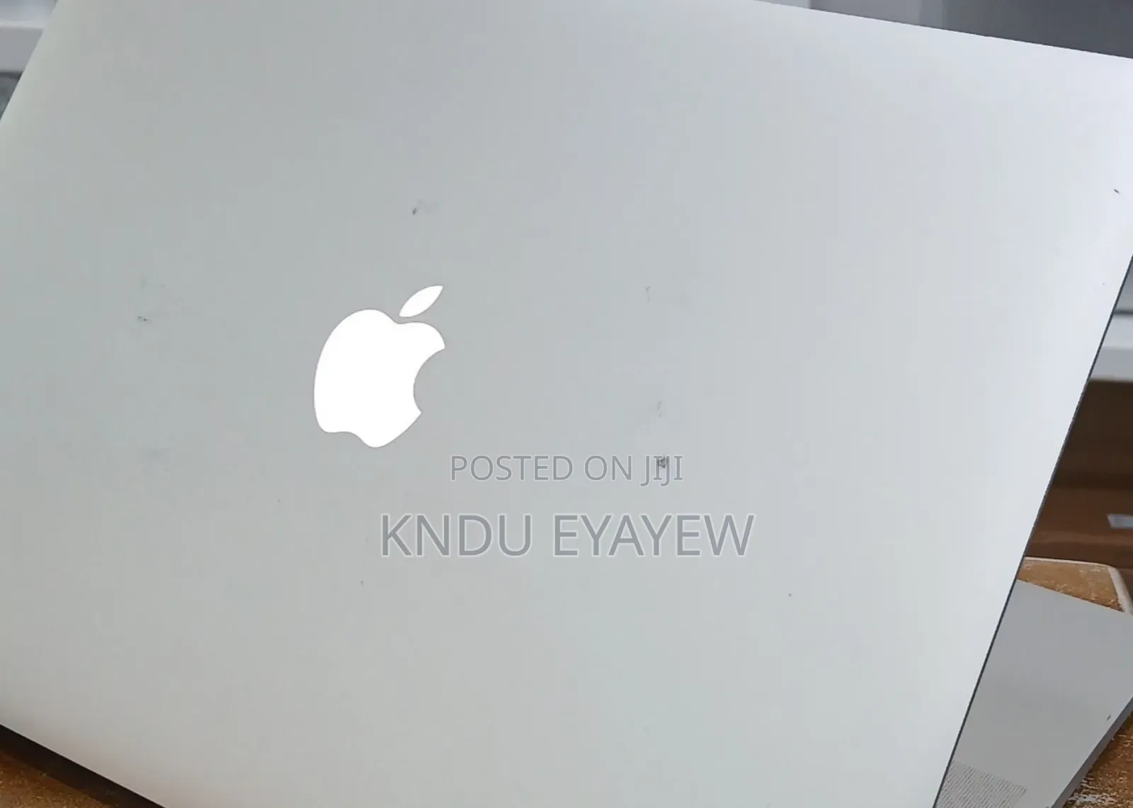 New Laptop Apple MacBook 2015 16GB Intel Core I7 SSD 256GB