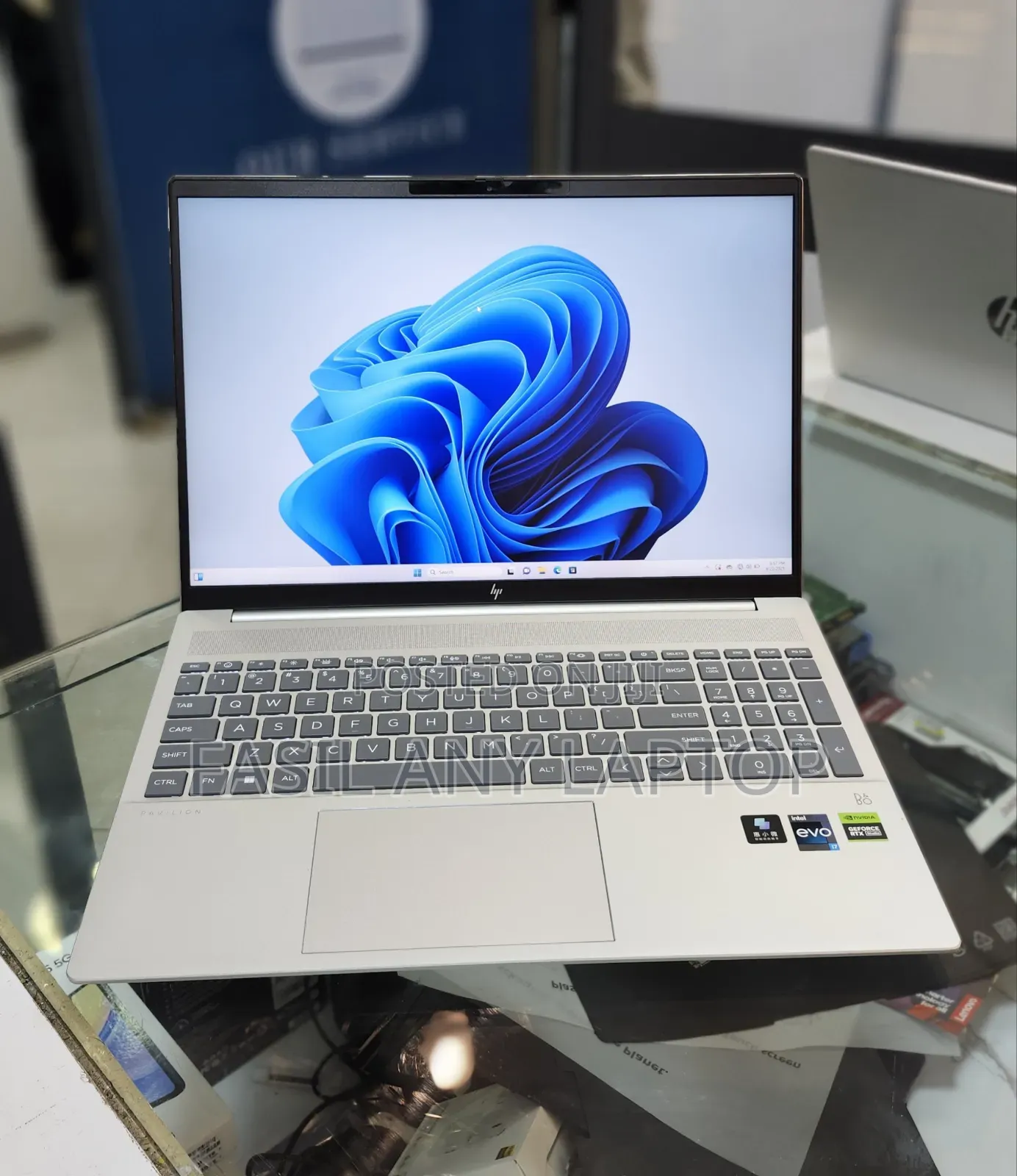 New Laptop HP Pavilion 15 16GB Intel Core i7 SSD 1T