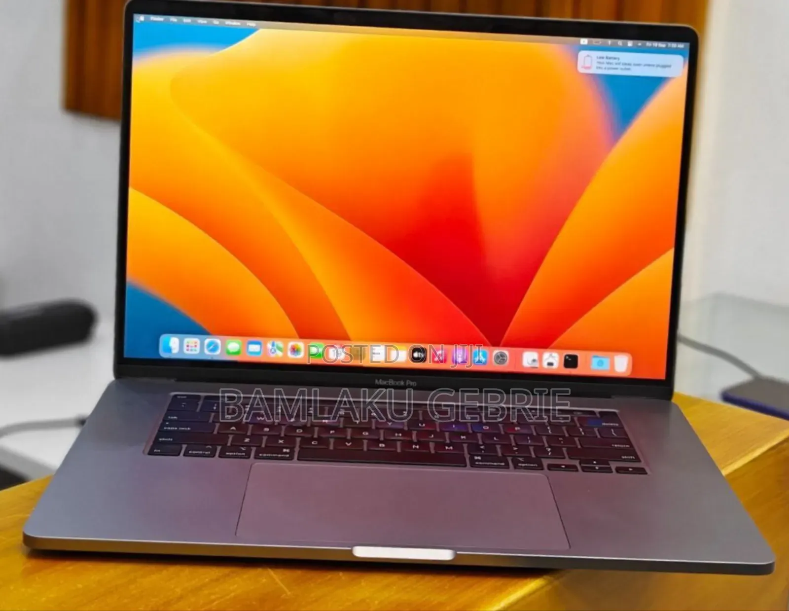 New Laptop Apple MacBook Pro 2019 16GB Intel Core I7 SSD 512GB
