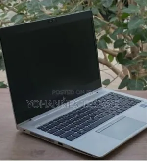 Laptop HP EliteBook 840 8GB Intel Core I5 SSHD+SSD 512GB