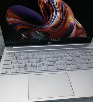 New Laptop HP Pavilion 15 32GB Intel Core I7 SSD 1T