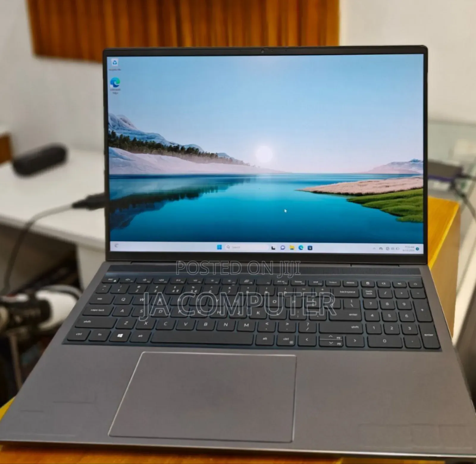 New Laptop Dell Inspiron 15 16GB Intel Core I7 SSD 512GB