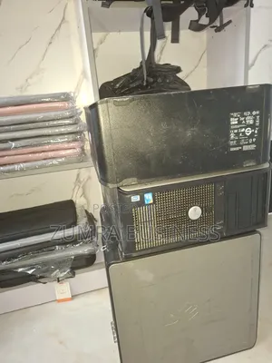 Desktop Computer Dell OptiPlex 780 4GB Intel Core 2 Quad HDD 256GB