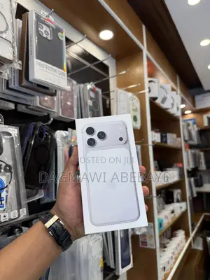 New Apple iPhone 17 Pro Max 256 GB White