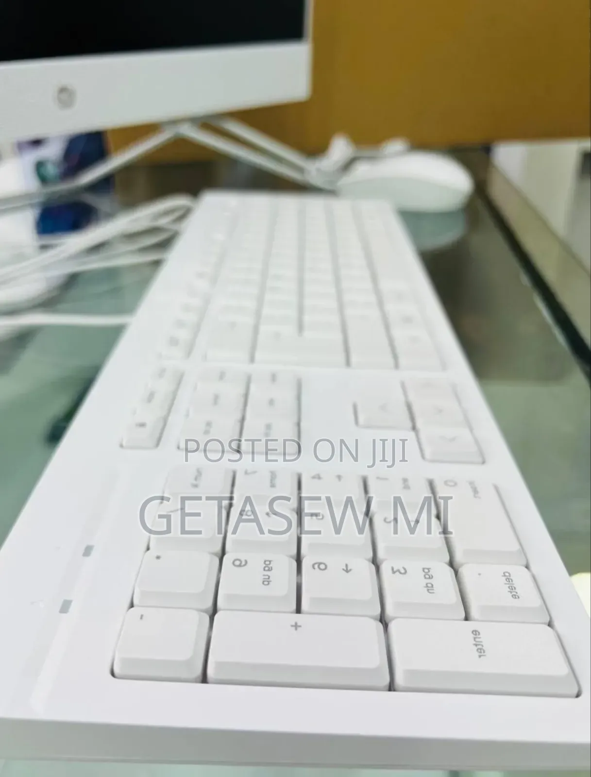 New HP 200 G4 22 All-in-One 8GB Intel Core I5 SSD 512GB