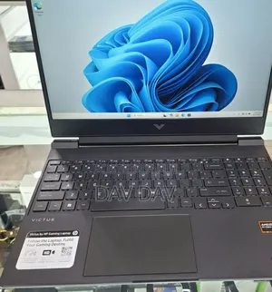 New Laptop HP Victus 15 32GB AMD Ryzen 5 SSD 1T