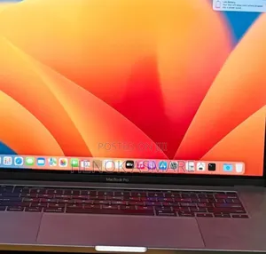 New Laptop Apple MacBook Pro 2019 16GB Intel Core I7 SSD 512GB
