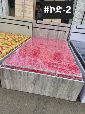 1.20c.M አልጋ ከነፍራሹ ሙሉ ናምኔት በውሀ የሚወለወሉ ከአስተማማኝ ብረትና ችፑድ ጋር