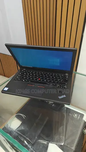 New Laptop Lenovo ThinkPad X270 8GB Intel Core I7 SSD 512GB