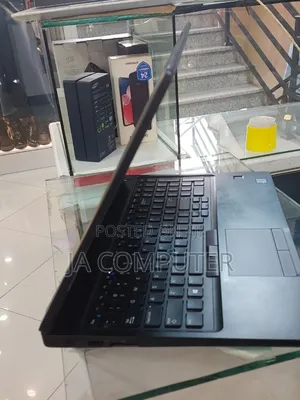 New Laptop Dell Latitude 5490 8GB Intel Core I7 SSD 256GB
