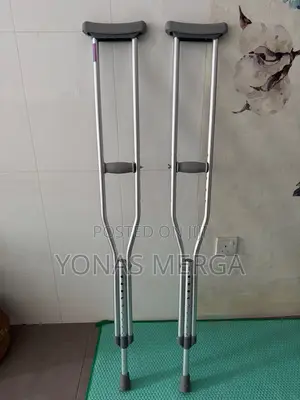 Photo - Medical Crutches虢፵for Elderly, Disabled and Physically Impaired