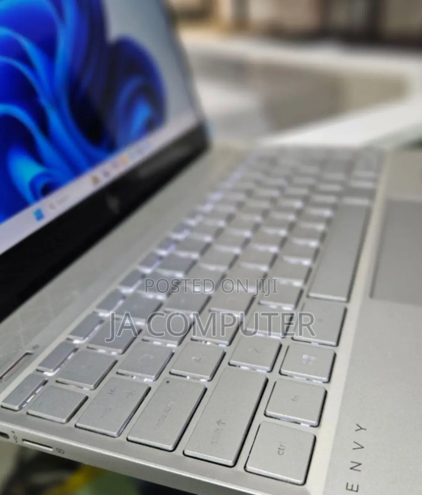 New Laptop HP Envy 13 4GB Intel Core I5 SSD 256GB