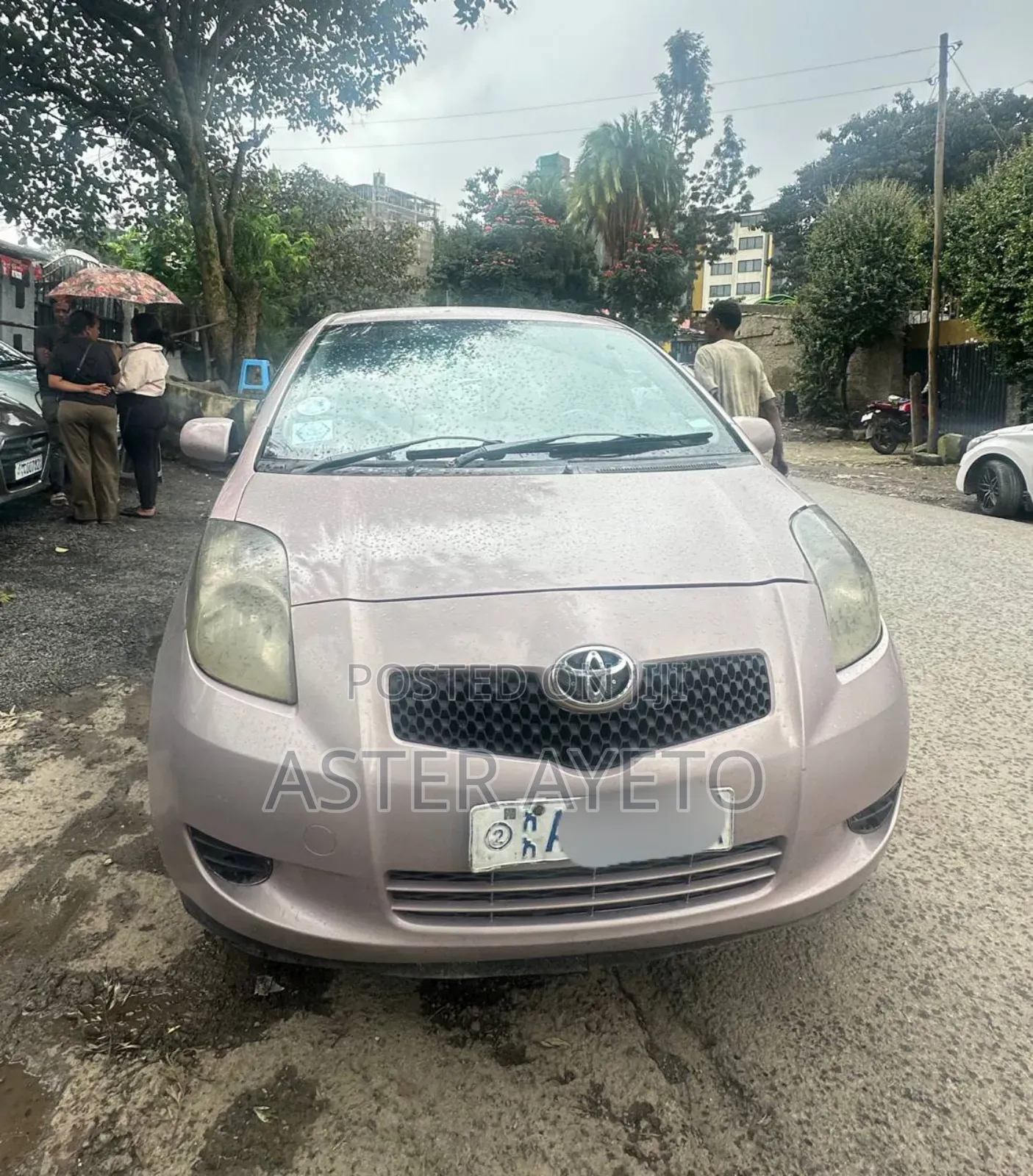 Toyota Yaris 2005 Pink